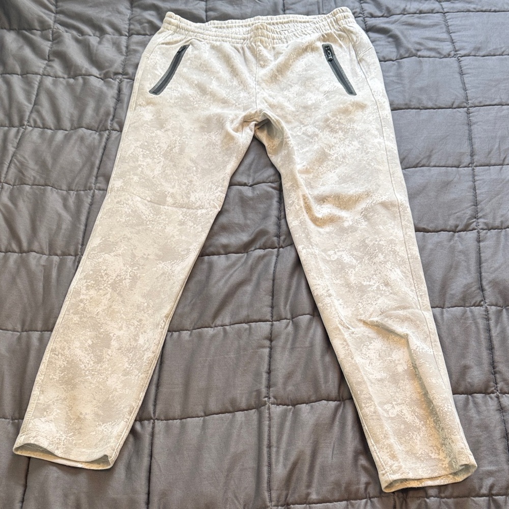 Men's Stylish White and Gray Pattern Joggers
